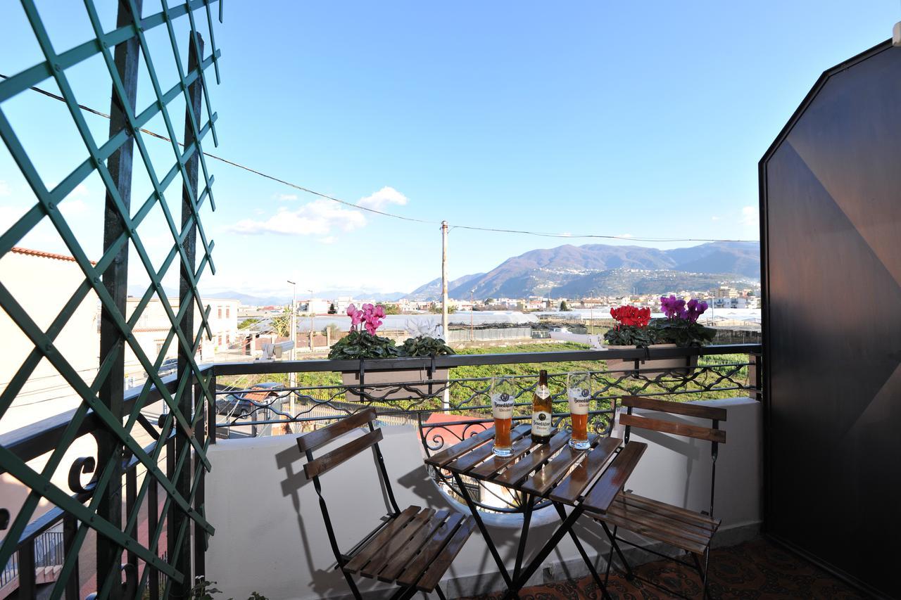 B&B Le Cycas Castellammare di Stabia Kültér fotó